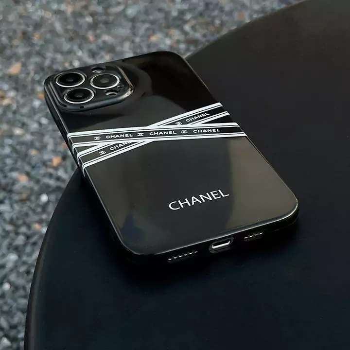 アイホン 15プロ シャネル スマホケース 新作