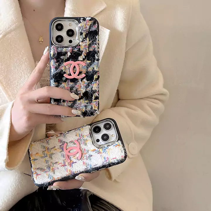 chanel iphone 15plusスマホケース